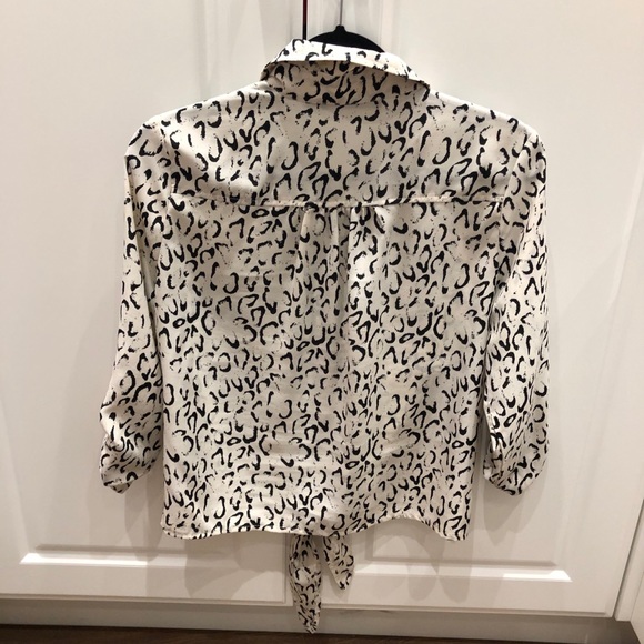 Ark & Co Cream and Black Button Up/Tie Blouse - Picture 5 of 6
